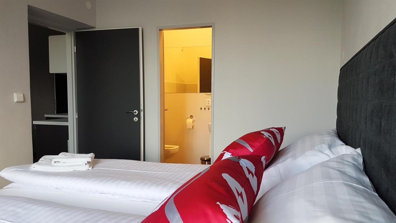Replay Apartment