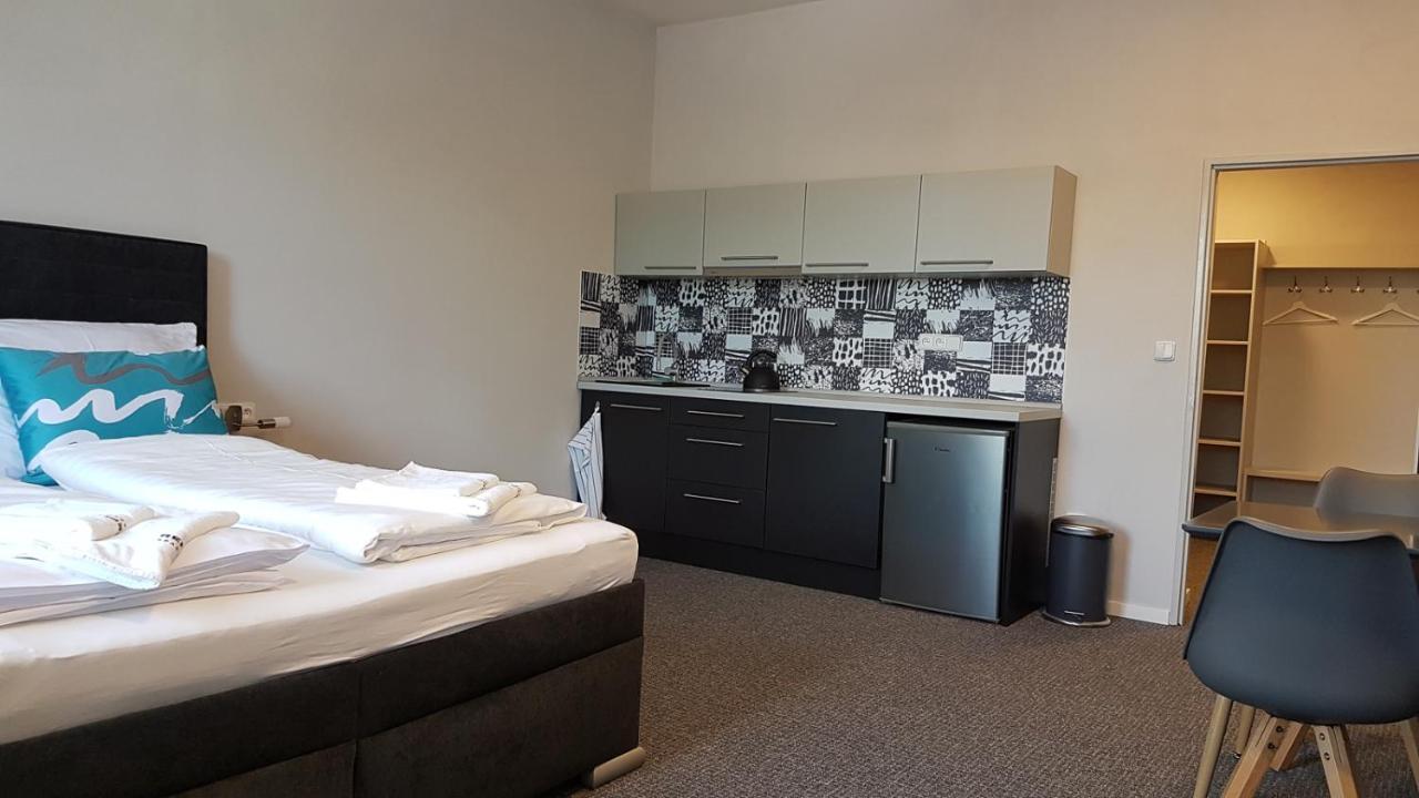 Replay Apartment *